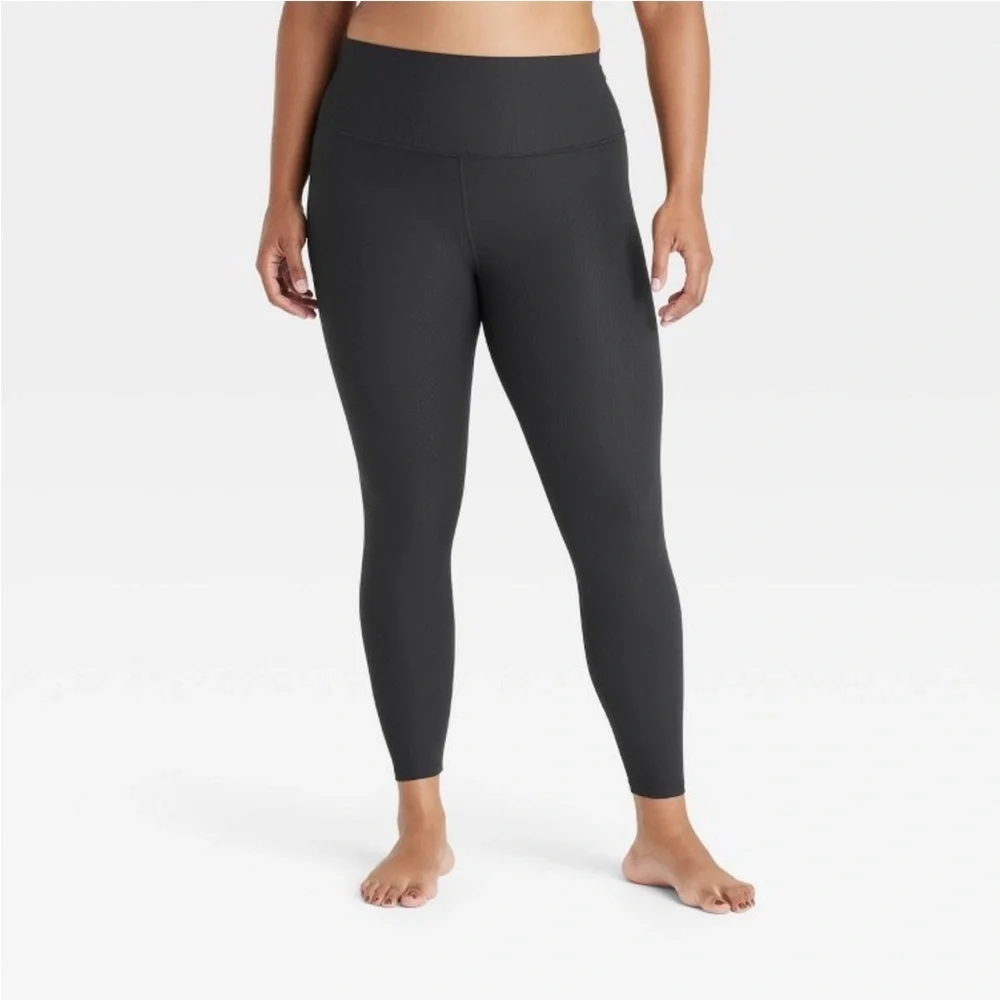All in Motion Black High-Rise Ribbed Leggings - Picture 1 of 5